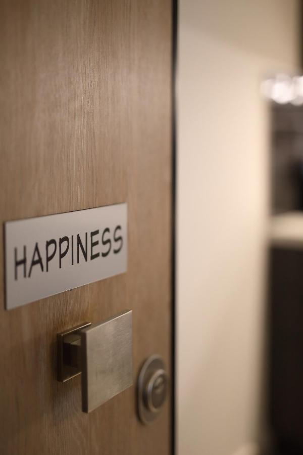 Happiness Lifestyle Suite 아테네 외부 사진